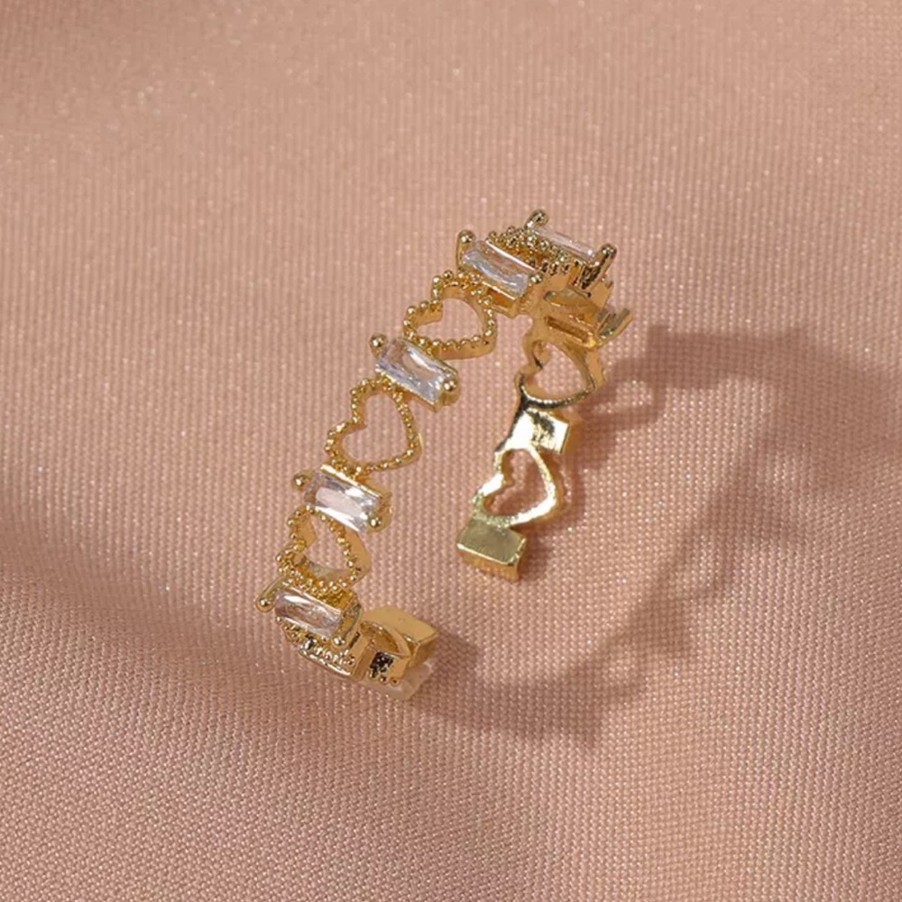 Adjustable ring